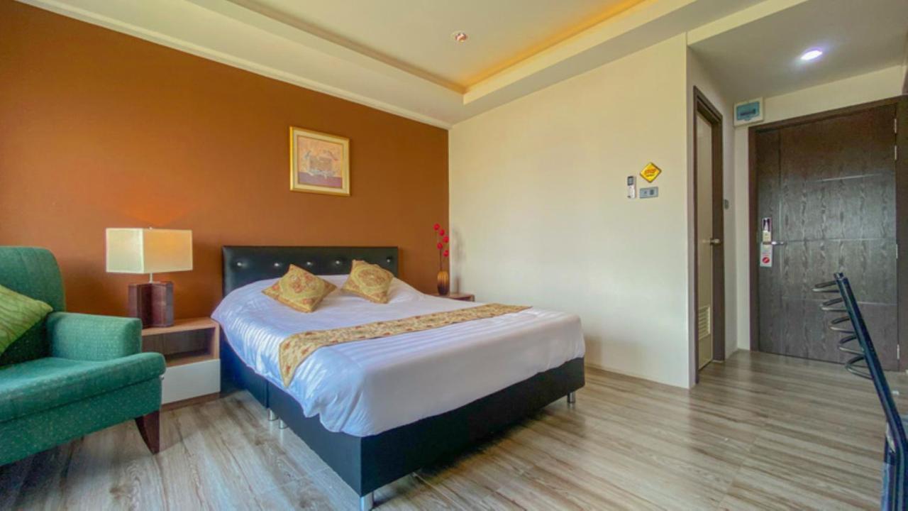 Hotel Plearnwan Deluxe Mansion Bangkok Zewnętrze zdjęcie
