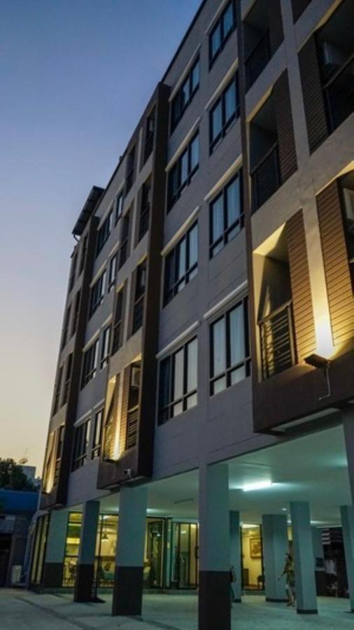 Hotel Plearnwan Deluxe Mansion Bangkok Zewnętrze zdjęcie